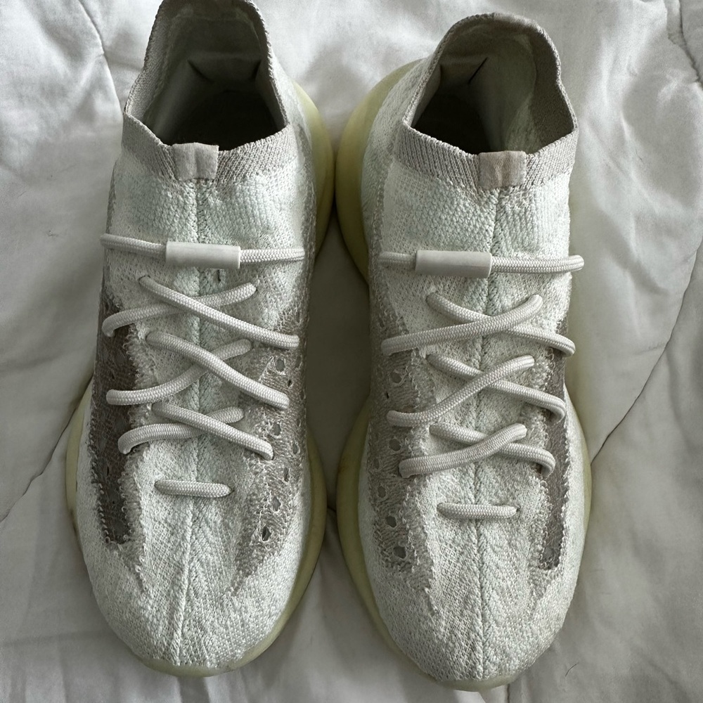 Yeezy boost 380